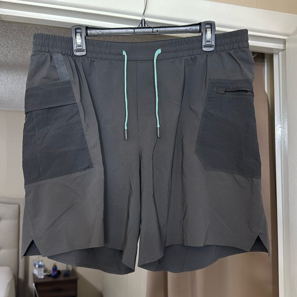 Lululemon Water-Repellent Hiking Short 8"